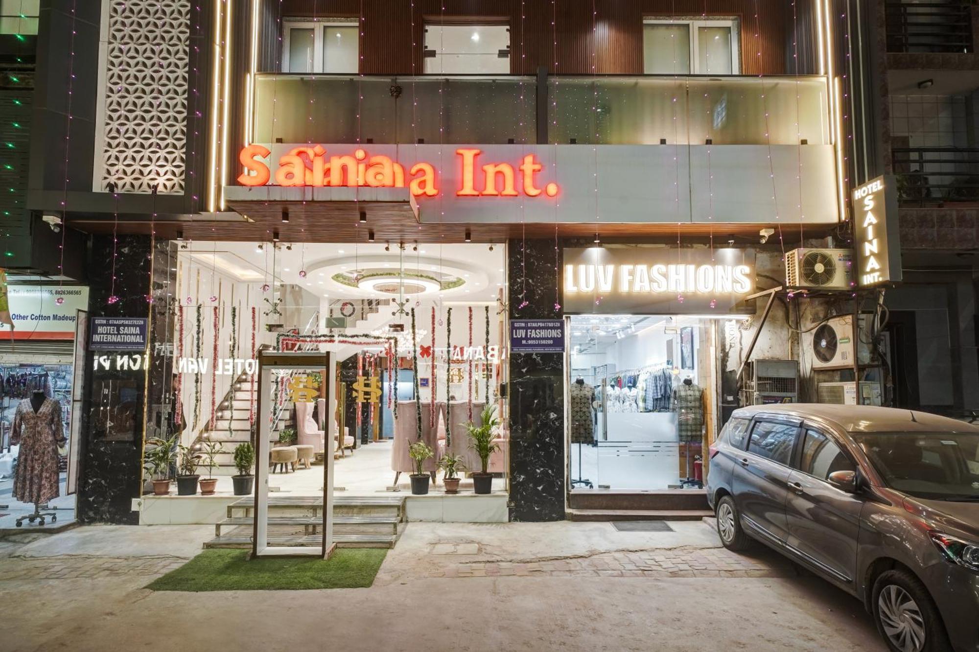 Hotel Saina International New Delhi Exterior photo